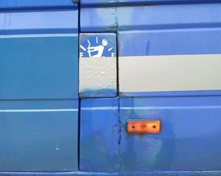 Синий Мерседес Sprinter, объемом двигателя 2.15 л и пробегом 574 тыс. км за 6500 $, фото 8 на Automoto.ua