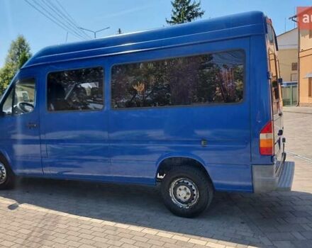 Синий Мерседес Sprinter, объемом двигателя 2.1 л и пробегом 260 тыс. км за 10500 $, фото 5 на Automoto.ua