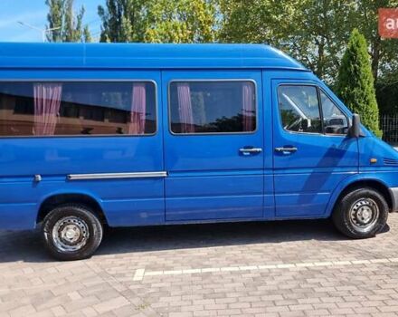 Синий Мерседес Sprinter, объемом двигателя 2.1 л и пробегом 260 тыс. км за 10500 $, фото 1 на Automoto.ua