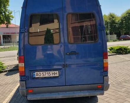 Синий Мерседес Sprinter, объемом двигателя 2.1 л и пробегом 260 тыс. км за 10500 $, фото 4 на Automoto.ua