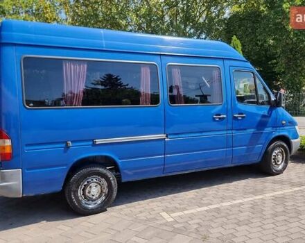 Синий Мерседес Sprinter, объемом двигателя 2.1 л и пробегом 260 тыс. км за 10500 $, фото 3 на Automoto.ua