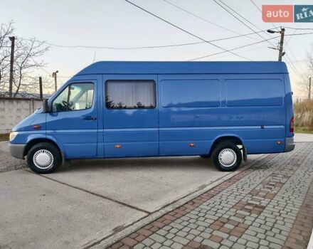 Синий Мерседес Sprinter, объемом двигателя 2.7 л и пробегом 260 тыс. км за 8200 $, фото 5 на Automoto.ua