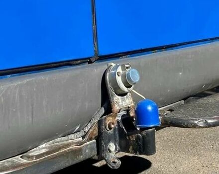 Синий Мерседес Sprinter, объемом двигателя 2.7 л и пробегом 385 тыс. км за 9500 $, фото 2 на Automoto.ua
