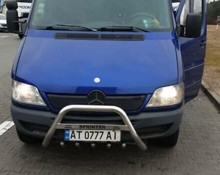 Синий Мерседес Sprinter, объемом двигателя 2.1 л и пробегом 450 тыс. км за 5500 $, фото 4 на Automoto.ua