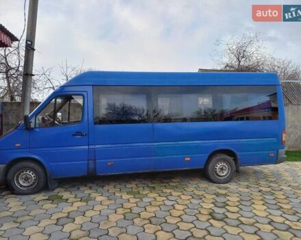 Синий Мерседес Sprinter, объемом двигателя 2.2 л и пробегом 100 тыс. км за 7500 $, фото 10 на Automoto.ua