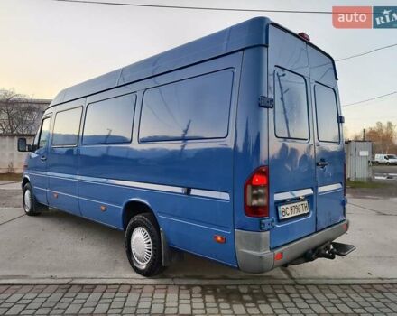 Синий Мерседес Sprinter, объемом двигателя 2.7 л и пробегом 260 тыс. км за 8200 $, фото 2 на Automoto.ua