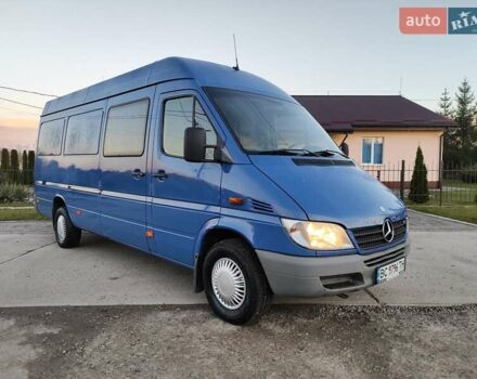 Синий Мерседес Sprinter, объемом двигателя 2.7 л и пробегом 260 тыс. км за 8200 $, фото 9 на Automoto.ua