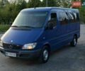 Синий Мерседес Sprinter, объемом двигателя 2.2 л и пробегом 437 тыс. км за 8700 $, фото 2 на Automoto.ua