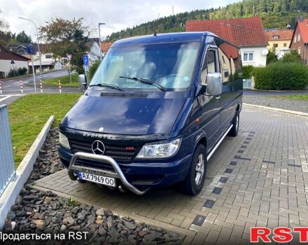 Мерседес Sprinter 2004 у Кегичевке на Automoto.ua Синій Мерседес Sprinter, об'ємом двигуна 2.7 л та пробігом 234 тис. км за 8500 $, фото 1 на Automoto.ua