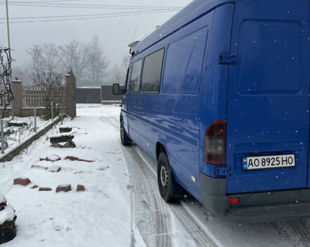 Синій Мерседес Sprinter, об'ємом двигуна 2.7 л та пробігом 720 тис. км за 9600 $, фото 4 на Automoto.ua