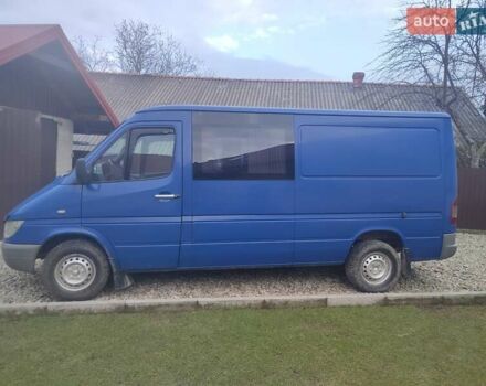 Синий Мерседес Sprinter, объемом двигателя 2.15 л и пробегом 530 тыс. км за 7000 $, фото 3 на Automoto.ua