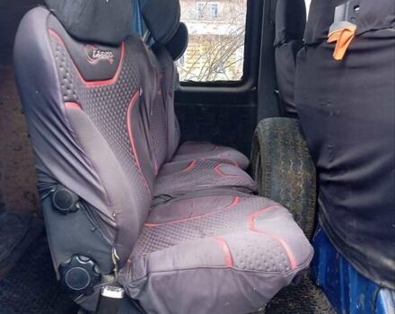 Синий Мерседес Sprinter, объемом двигателя 2.2 л и пробегом 307 тыс. км за 4000 $, фото 10 на Automoto.ua