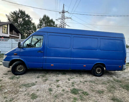 Синий Мерседес Sprinter, объемом двигателя 2.15 л и пробегом 759 тыс. км за 9000 $, фото 12 на Automoto.ua