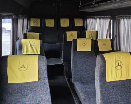 Синий Мерседес Sprinter, объемом двигателя 2.2 л и пробегом 300 тыс. км за 6500 $, фото 8 на Automoto.ua