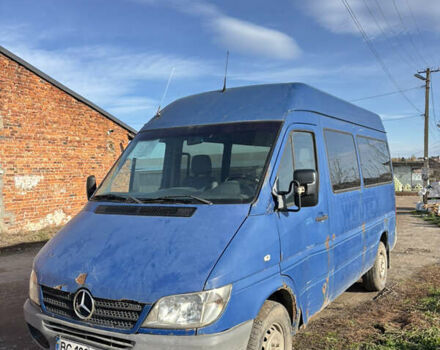 Синій Мерседес Sprinter, об'ємом двигуна 2.2 л та пробігом 447 тис. км за 4500 $, фото 2 на Automoto.ua