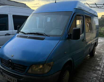 Синий Мерседес Sprinter, объемом двигателя 2.1 л и пробегом 300 тыс. км за 5300 $, фото 19 на Automoto.ua
