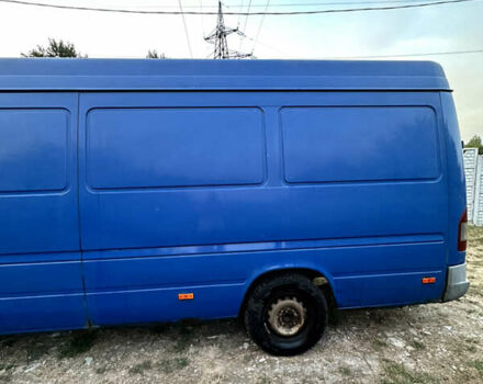 Синий Мерседес Sprinter, объемом двигателя 2.15 л и пробегом 759 тыс. км за 9000 $, фото 10 на Automoto.ua