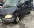Синий Мерседес Sprinter, объемом двигателя 2.69 л и пробегом 560 тыс. км за 5000 $, фото 4 на Automoto.ua