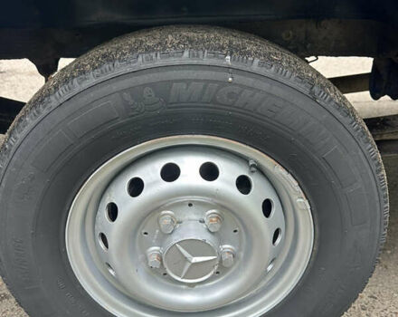 Синий Мерседес Sprinter, объемом двигателя 2.69 л и пробегом 720 тыс. км за 8500 $, фото 6 на Automoto.ua