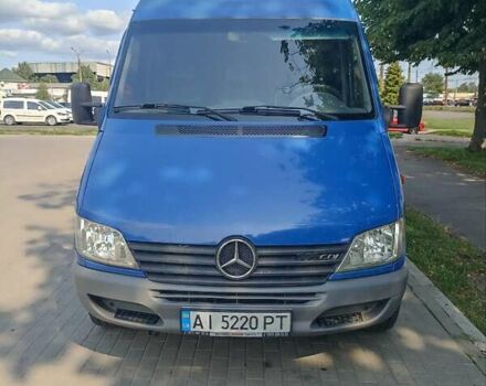 Синий Мерседес Sprinter, объемом двигателя 2.7 л и пробегом 560 тыс. км за 13000 $, фото 3 на Automoto.ua