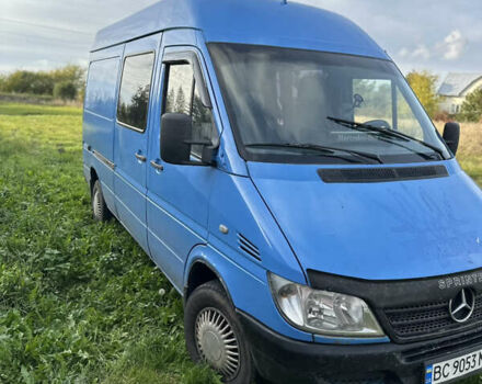 Синий Мерседес Sprinter, объемом двигателя 2.2 л и пробегом 750 тыс. км за 6950 $, фото 6 на Automoto.ua