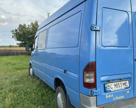 Синий Мерседес Sprinter, объемом двигателя 2.2 л и пробегом 750 тыс. км за 6950 $, фото 2 на Automoto.ua