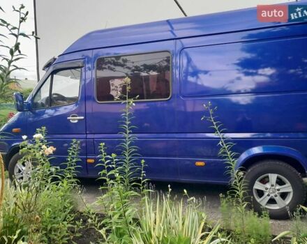 Синий Мерседес Sprinter, объемом двигателя 2.15 л и пробегом 530 тыс. км за 10000 $, фото 2 на Automoto.ua