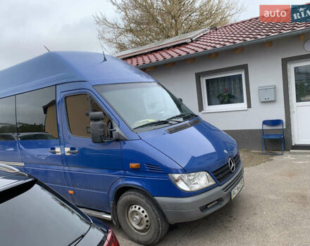 Синий Мерседес Sprinter, объемом двигателя 2.69 л и пробегом 320 тыс. км за 14000 $, фото 21 на Automoto.ua