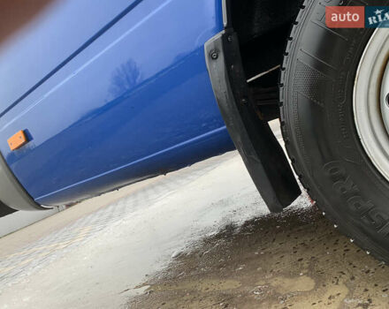 Синий Мерседес Sprinter, объемом двигателя 2.69 л и пробегом 320 тыс. км за 14000 $, фото 45 на Automoto.ua