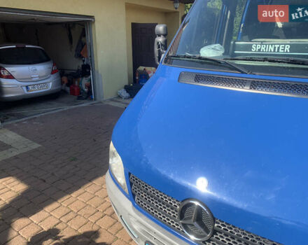 Синий Мерседес Sprinter, объемом двигателя 2.69 л и пробегом 320 тыс. км за 14000 $, фото 12 на Automoto.ua