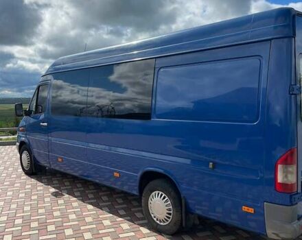 Синий Мерседес Sprinter, объемом двигателя 2.15 л и пробегом 500 тыс. км за 9999 $, фото 3 на Automoto.ua