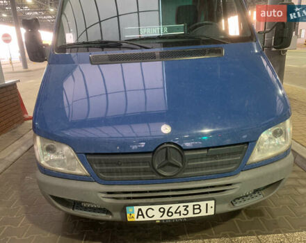 Синий Мерседес Sprinter, объемом двигателя 2.69 л и пробегом 320 тыс. км за 14000 $, фото 8 на Automoto.ua