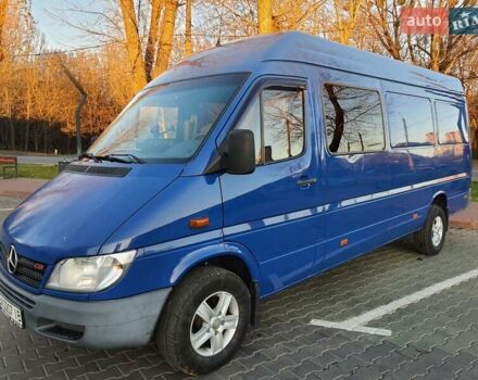 Синий Мерседес Sprinter, объемом двигателя 2.15 л и пробегом 827 тыс. км за 11700 $, фото 16 на Automoto.ua
