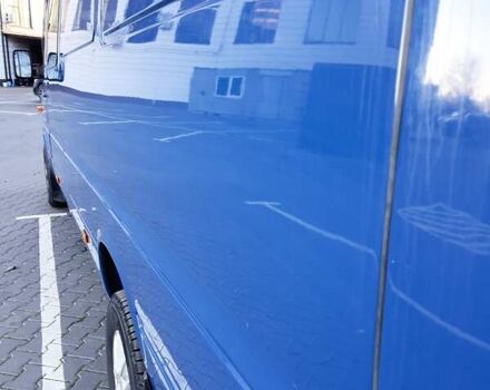 Синий Мерседес Sprinter, объемом двигателя 2.15 л и пробегом 827 тыс. км за 11700 $, фото 8 на Automoto.ua