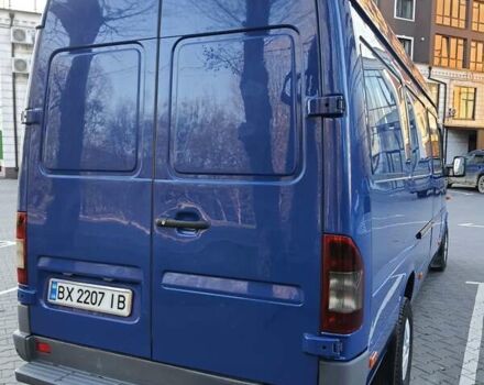 Синий Мерседес Sprinter, объемом двигателя 2.15 л и пробегом 827 тыс. км за 11700 $, фото 3 на Automoto.ua