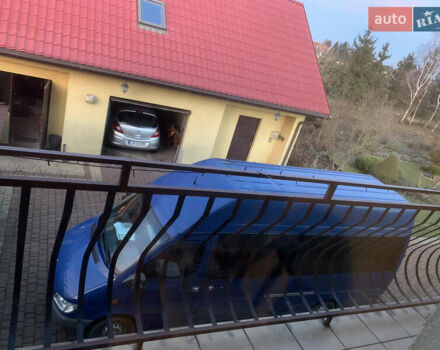 Синий Мерседес Sprinter, объемом двигателя 2.69 л и пробегом 320 тыс. км за 14000 $, фото 7 на Automoto.ua