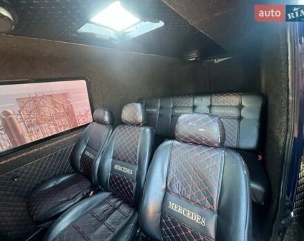 Синий Мерседес Sprinter, объемом двигателя 2.15 л и пробегом 719 тыс. км за 5000 $, фото 5 на Automoto.ua