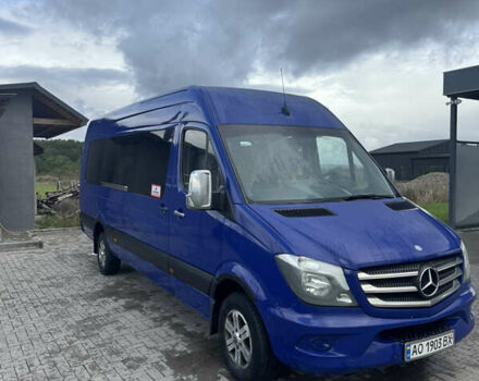 Синий Мерседес Sprinter, объемом двигателя 2.1 л и пробегом 582 тыс. км за 13500 $, фото 2 на Automoto.ua