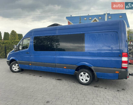 Синий Мерседес Sprinter, объемом двигателя 2.1 л и пробегом 640 тыс. км за 12800 $, фото 12 на Automoto.ua