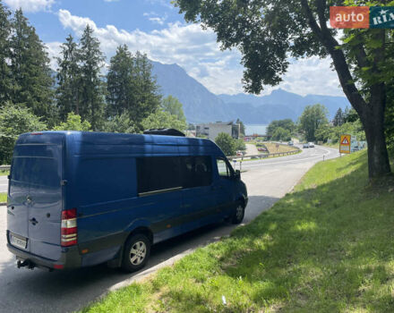 Синий Мерседес Sprinter, объемом двигателя 2.1 л и пробегом 640 тыс. км за 12800 $, фото 3 на Automoto.ua