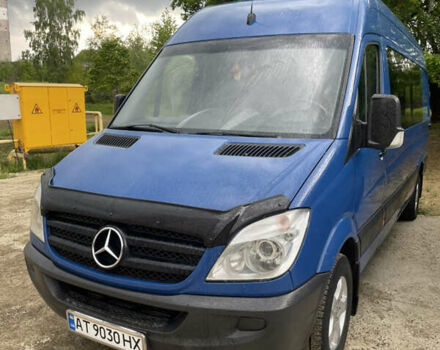 Синий Мерседес Sprinter, объемом двигателя 2.1 л и пробегом 640 тыс. км за 12800 $, фото 7 на Automoto.ua