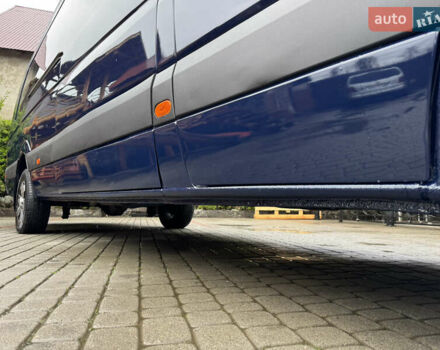 Синий Мерседес Sprinter, объемом двигателя 2.99 л и пробегом 577 тыс. км за 17999 $, фото 13 на Automoto.ua