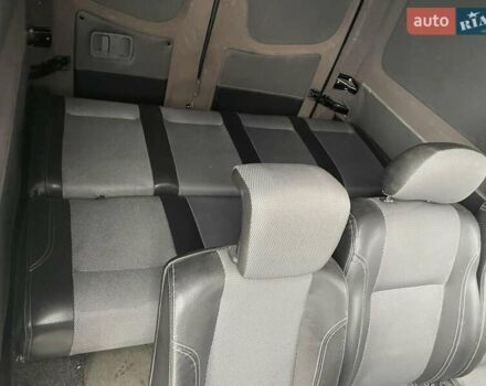 Синий Мерседес Sprinter, объемом двигателя 2.2 л и пробегом 530 тыс. км за 8400 $, фото 13 на Automoto.ua