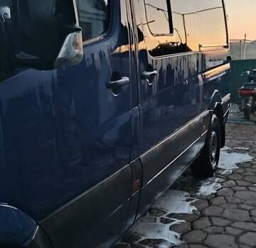 Синий Мерседес Sprinter, объемом двигателя 0 л и пробегом 530 тыс. км за 10000 $, фото 12 на Automoto.ua