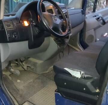Синий Мерседес Sprinter, объемом двигателя 0 л и пробегом 530 тыс. км за 10000 $, фото 4 на Automoto.ua
