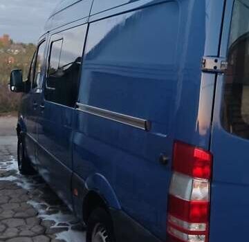 Синий Мерседес Sprinter, объемом двигателя 0 л и пробегом 530 тыс. км за 10000 $, фото 13 на Automoto.ua