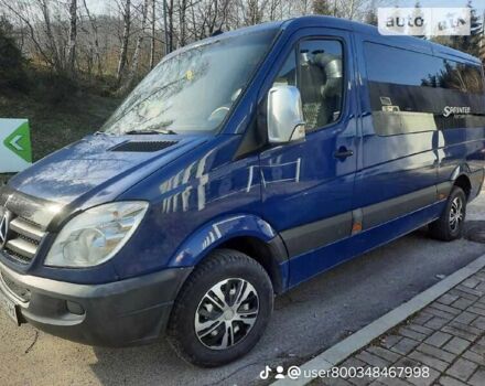 Синий Мерседес Sprinter, объемом двигателя 2.1 л и пробегом 430 тыс. км за 13200 $, фото 2 на Automoto.ua