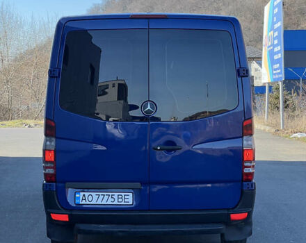 Синий Мерседес Sprinter, объемом двигателя 2.14 л и пробегом 636 тыс. км за 11999 $, фото 4 на Automoto.ua