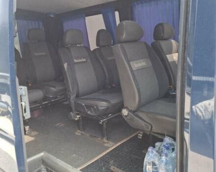 Синий Мерседес Sprinter, объемом двигателя 2.14 л и пробегом 390 тыс. км за 14400 $, фото 2 на Automoto.ua