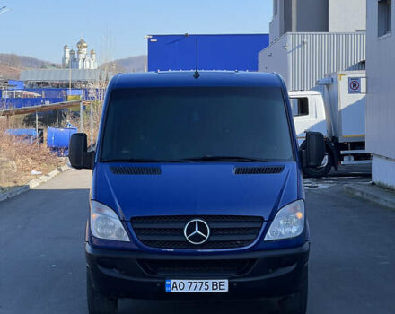 Синий Мерседес Sprinter, объемом двигателя 2.14 л и пробегом 636 тыс. км за 11999 $, фото 3 на Automoto.ua